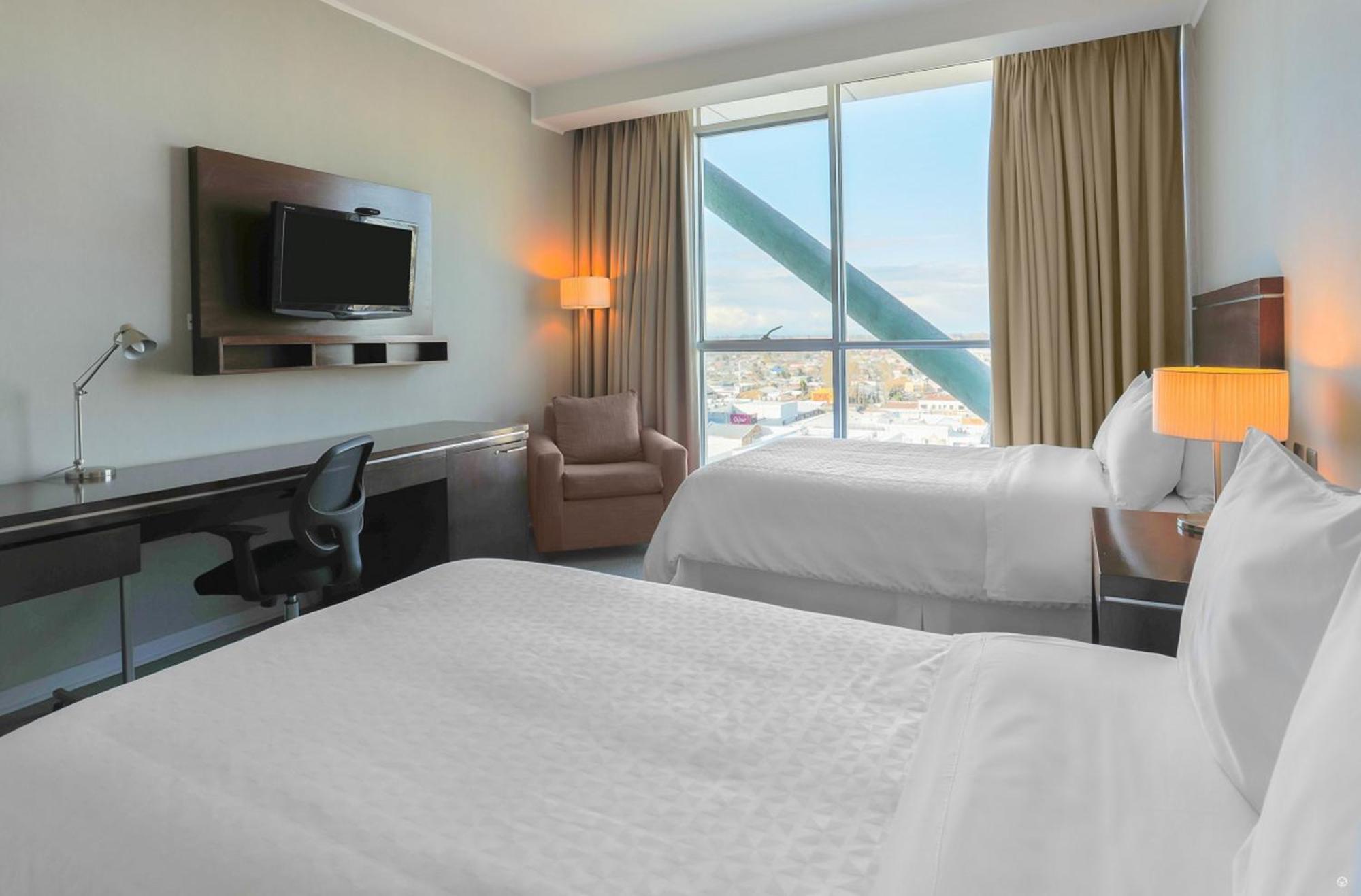 Four Points By Sheraton Los Angeles Extérieur photo